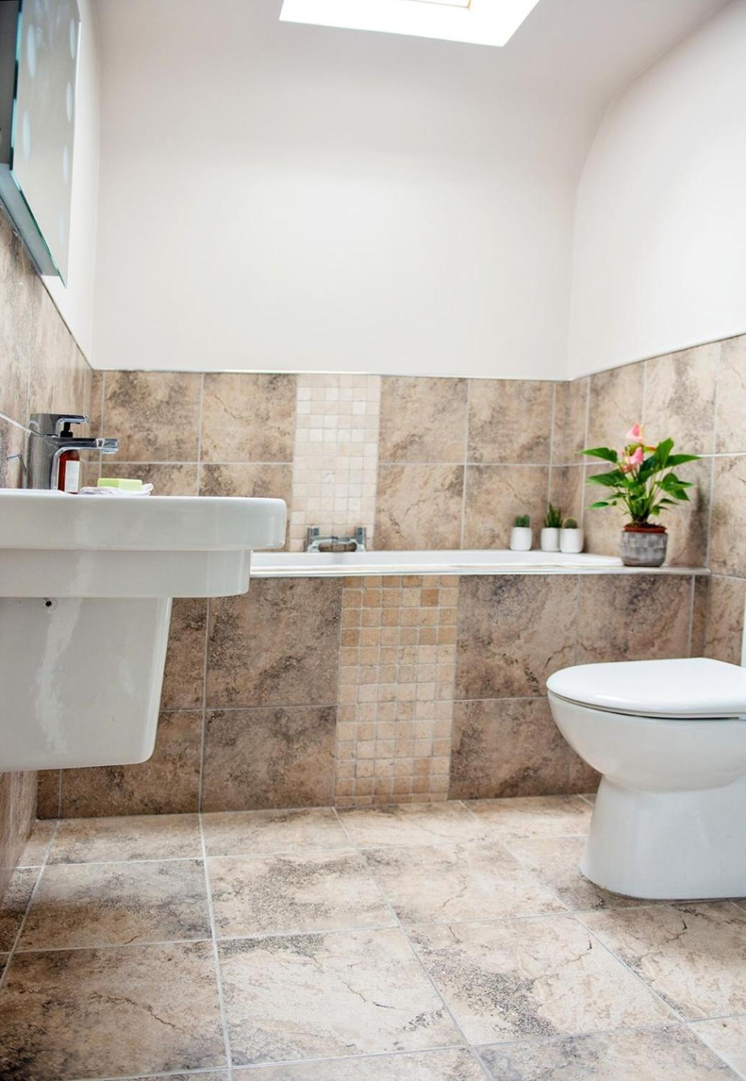 Charming 2 Bedroom Flat In The Heart Of Kirriemuir 키리뮈어 외부 사진